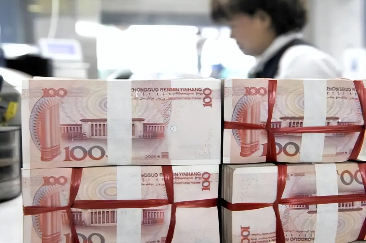 中国上亿资产家庭数量突破13.3万户，胡润财富报告揭示惊人数据与地域行业分布