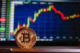 数字货币何时落地？探讨区块链技术进步与监管政策对数字货币应用的影响